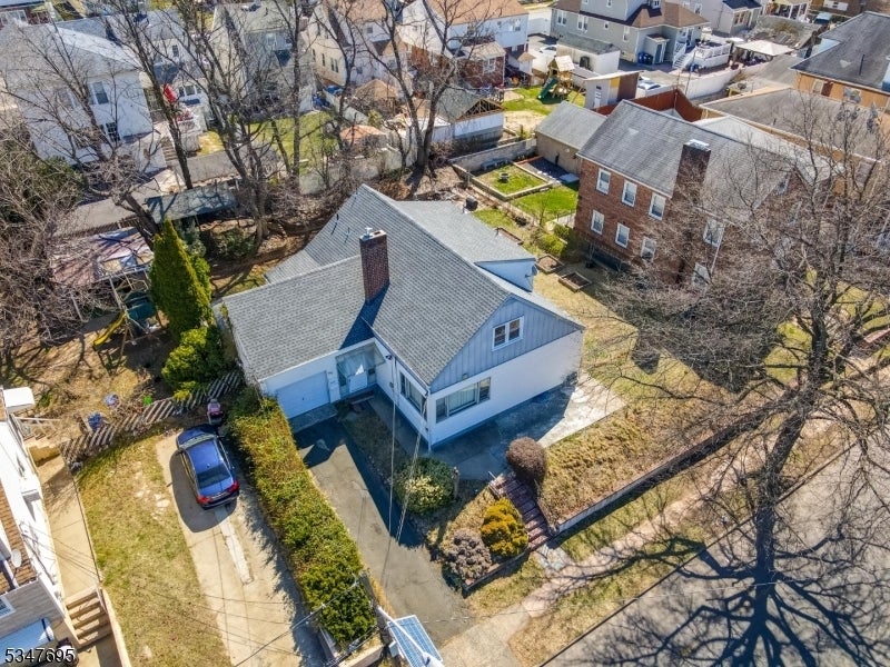 Photo of Listing #3953972