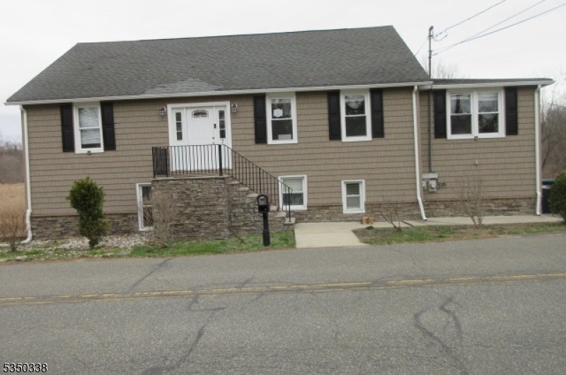 Photo of Listing #3956273