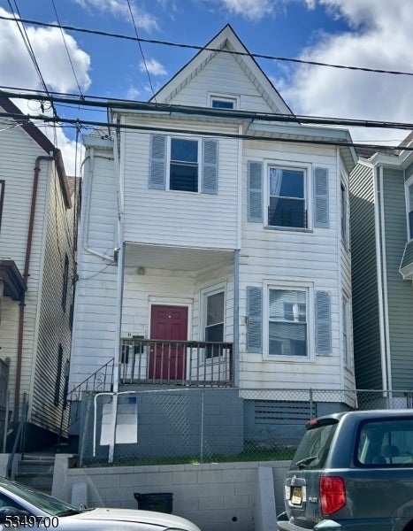 Photo of Listing #3958444