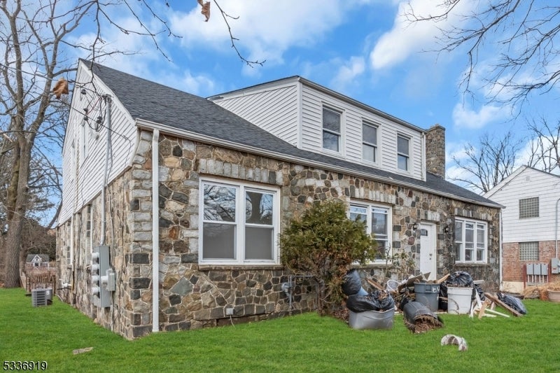 Photo of Listing #3961542