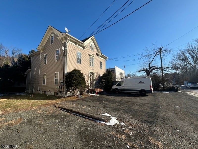 758 Somerset St, Watchung Boro