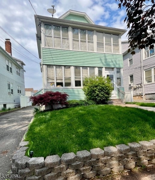 Photo of Listing #3962192
