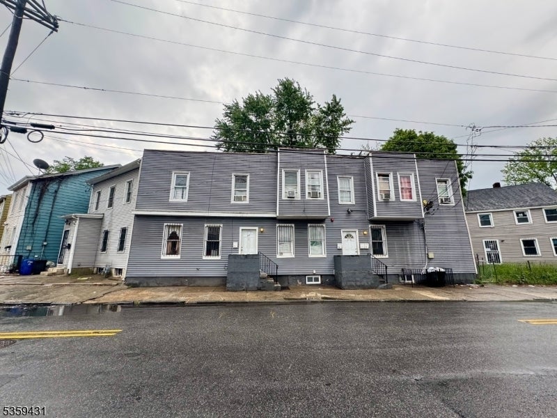 Photo of Listing #3967328