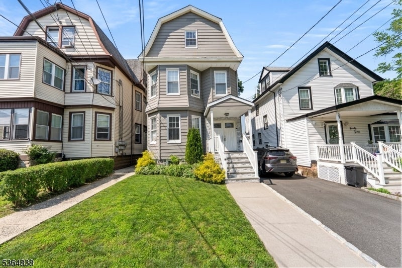 Photo of Listing #3969192