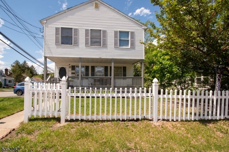 Photo of Listing #3970184