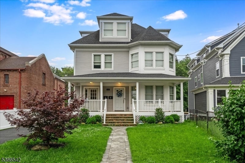 Photo of Listing #3970817