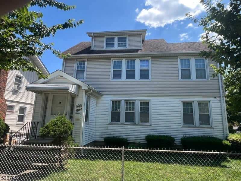 Photo of Listing #3972045