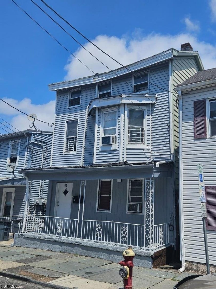 Photo of Listing #3972377