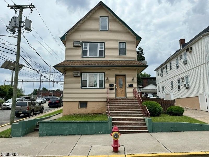 Photo of Listing #3972987