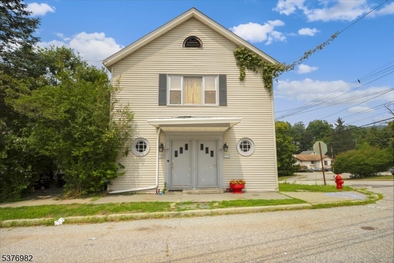 Photo of Listing #3980127