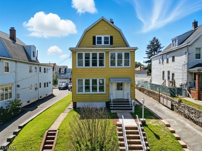 114 Mount Pleasant Avenue, West Orange Twp.