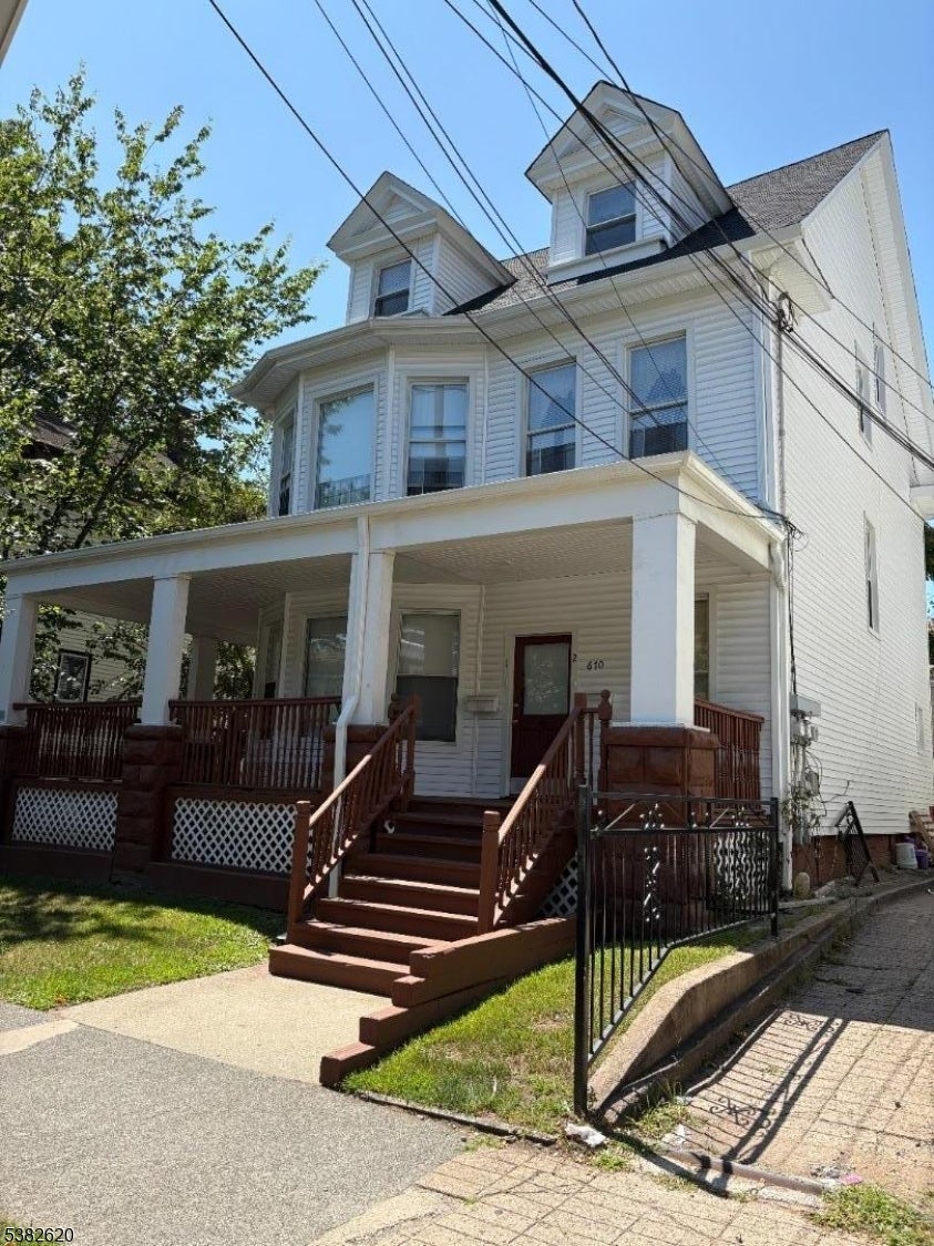 Photo of Listing #3984805