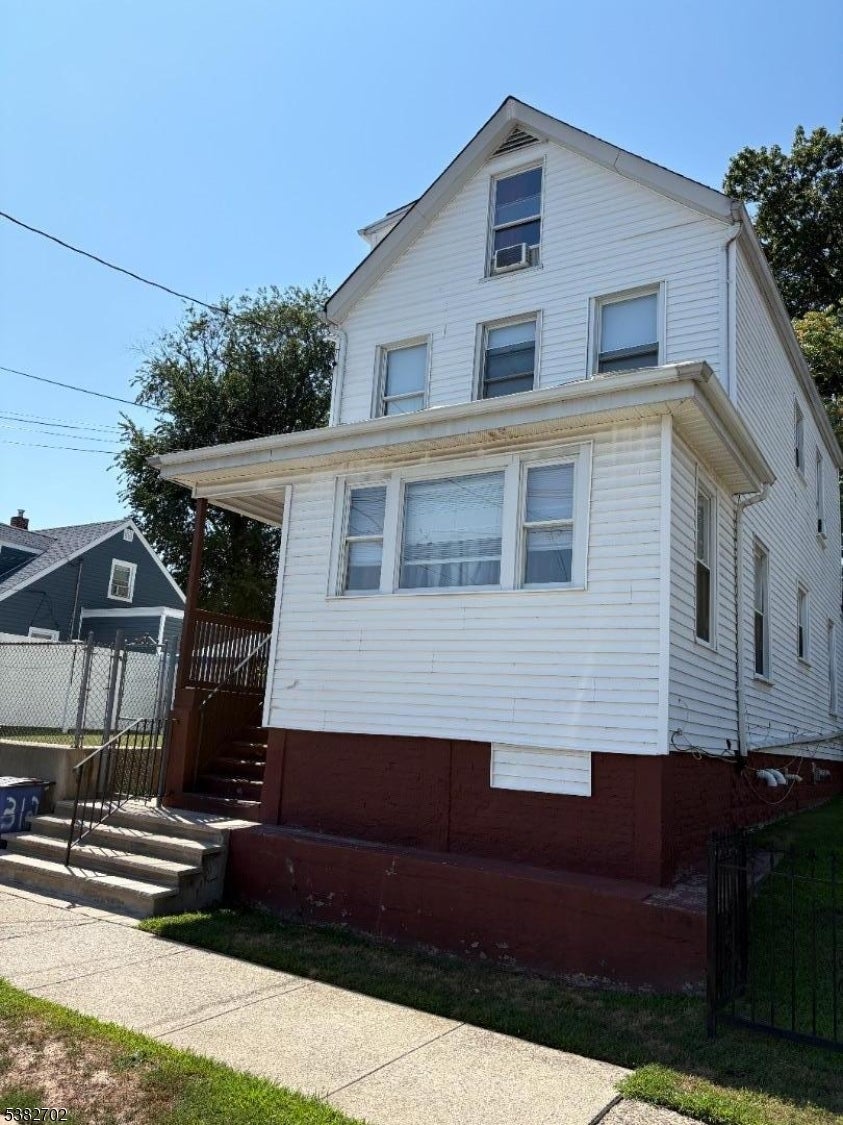 Photo of Listing #3984889