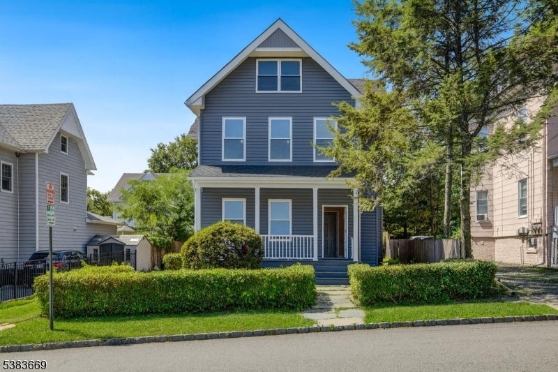 Photo of Listing #3985815