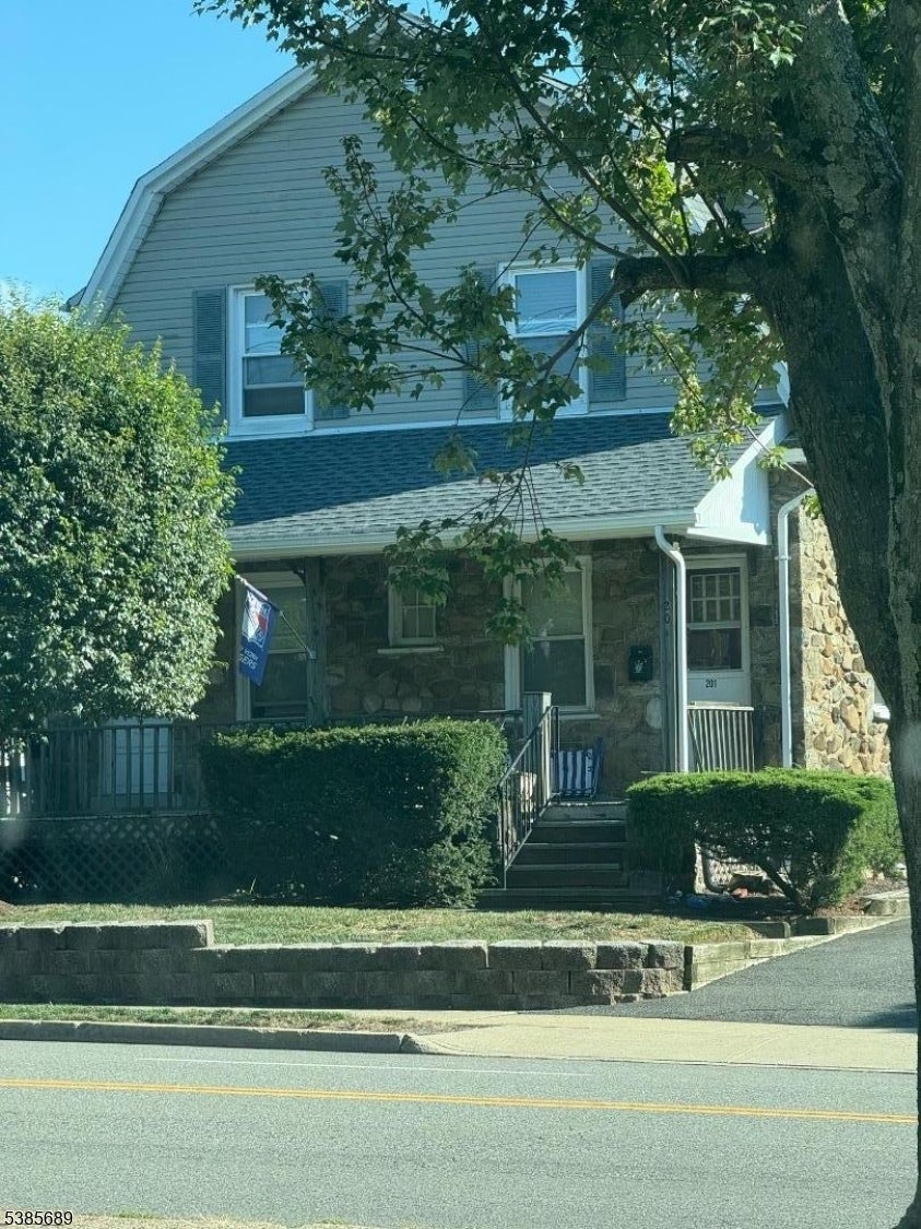 Photo of Listing #3987552