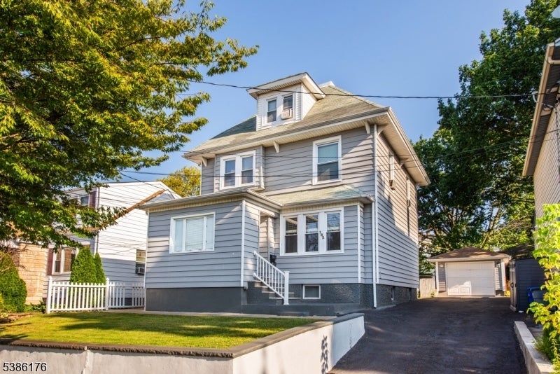 Photo of Listing #3988072