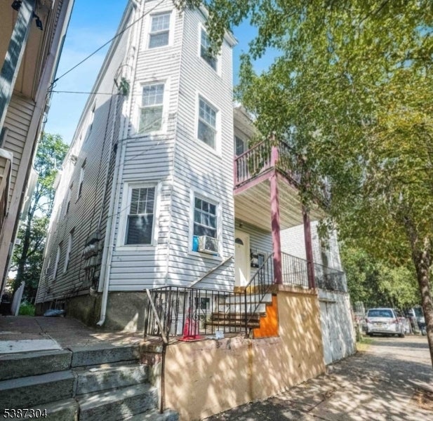 Photo of Listing #3989784