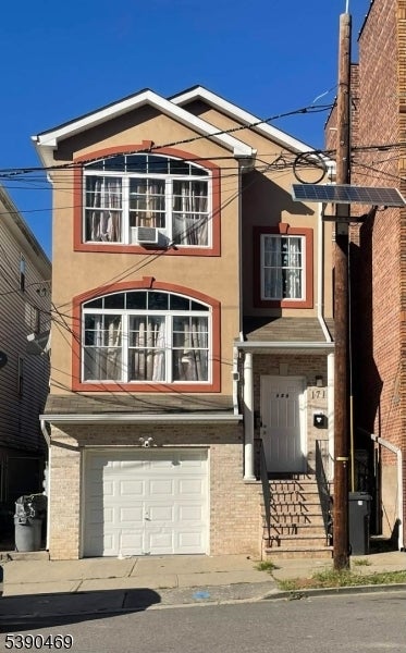 Photo of Listing #3991851