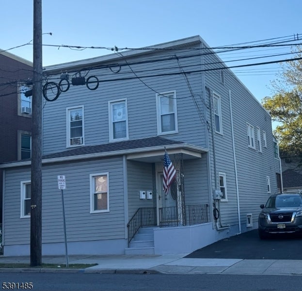 Photo of Listing #3992826