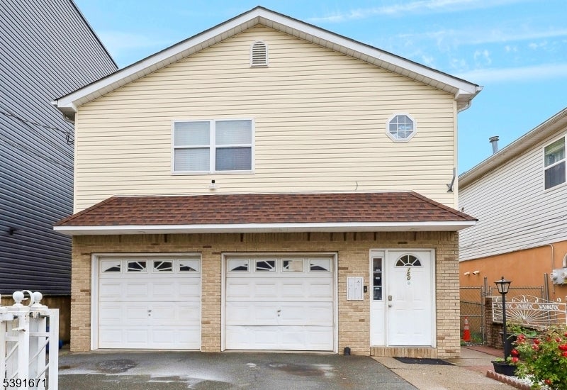 Photo of Listing #3992906