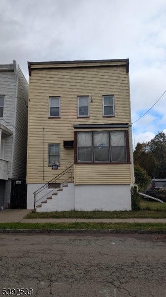 Photo of Listing #3993616