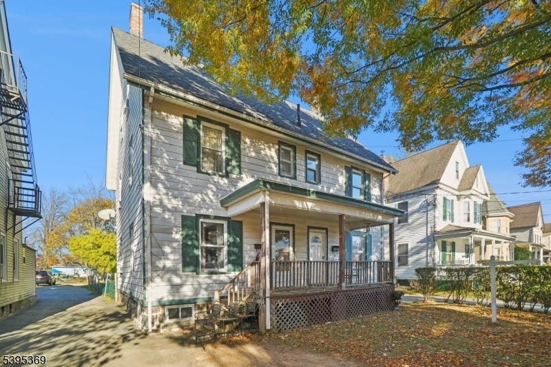 Photo of Listing #3996329