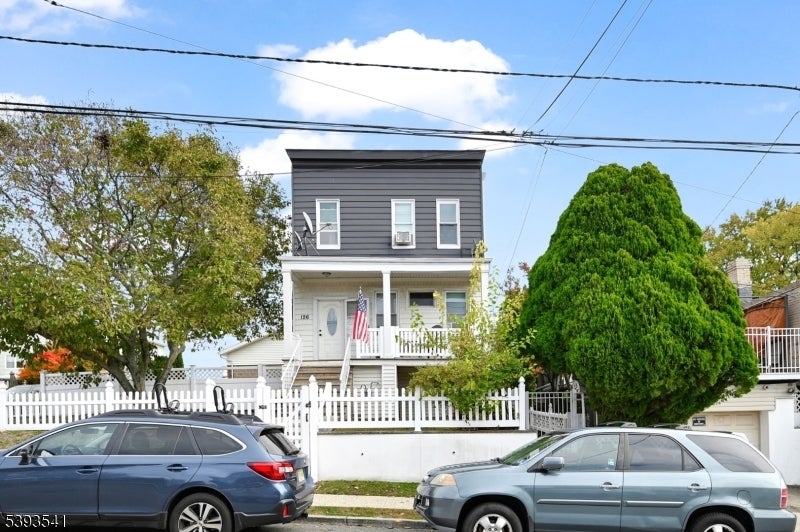 126 Macarthur Avenue, Garfield City