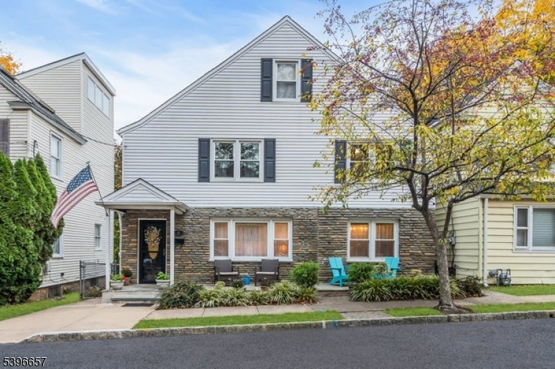 Photo of Listing #3997637