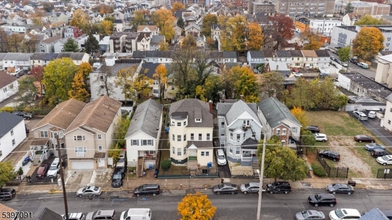 Photo of Listing #3998189