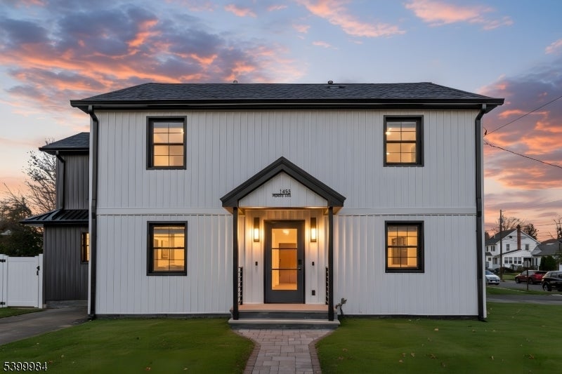 Photo of Listing #4000229