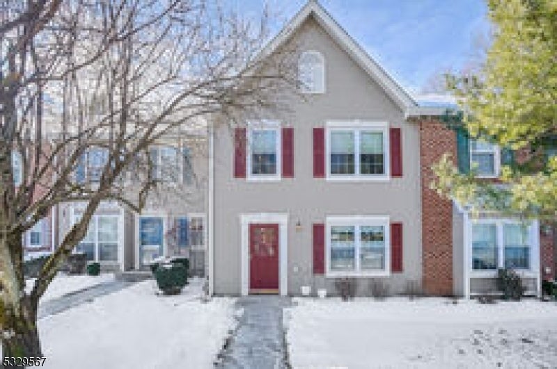 Photo of Listing #3938762