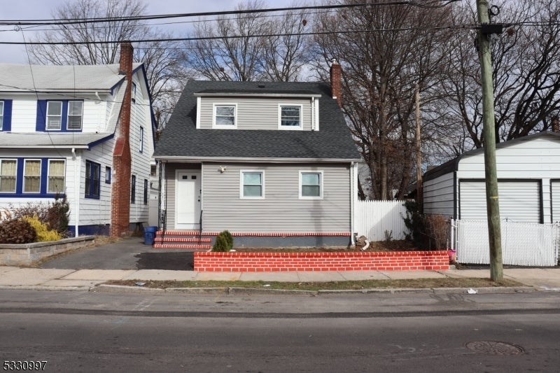 Photo of Listing #3939920