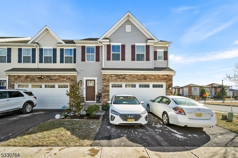 Photo of Listing #3940341
