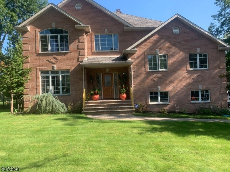 Photo of Listing #3941571