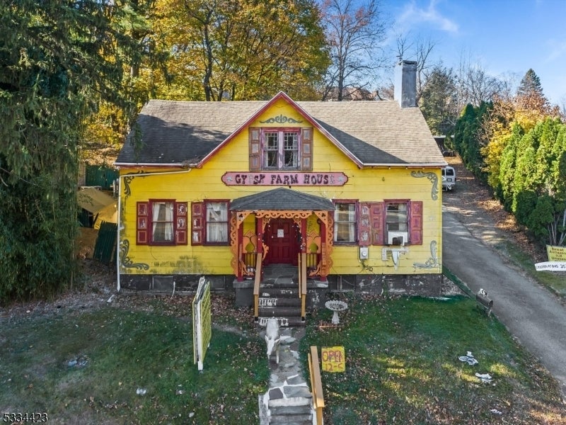 Photo of Listing #3942888