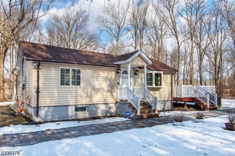 Photo of Listing #3943643