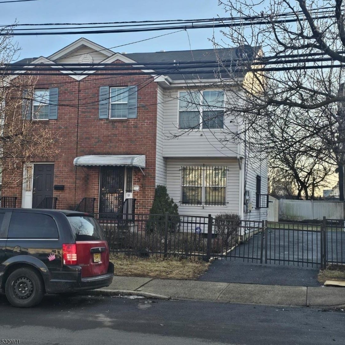 Photo of Listing #3944690
