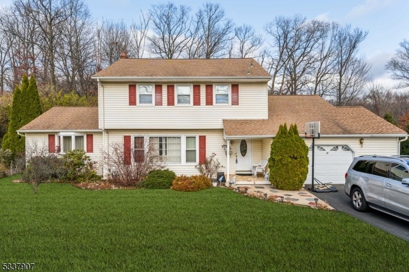 Photo of Listing #3945666