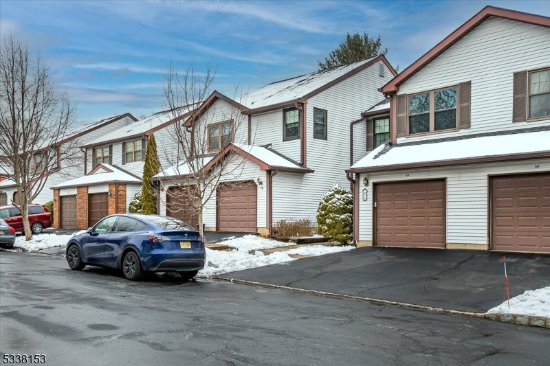 Photo of Listing #3945945