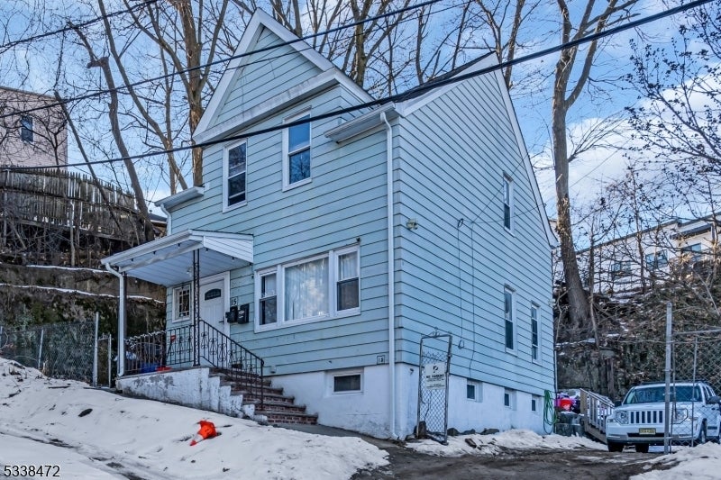 Photo of Listing #3946285