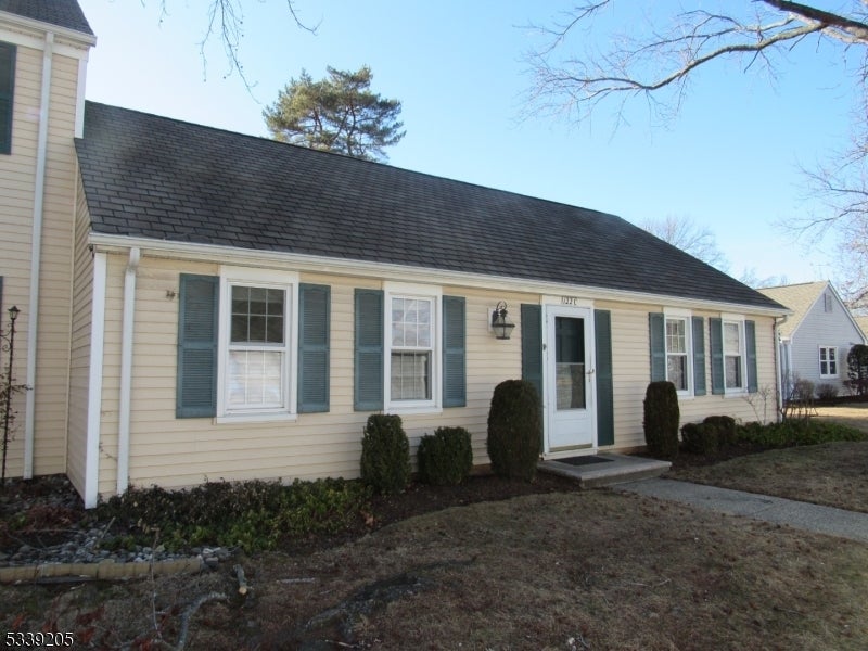 Photo of Listing #3946771