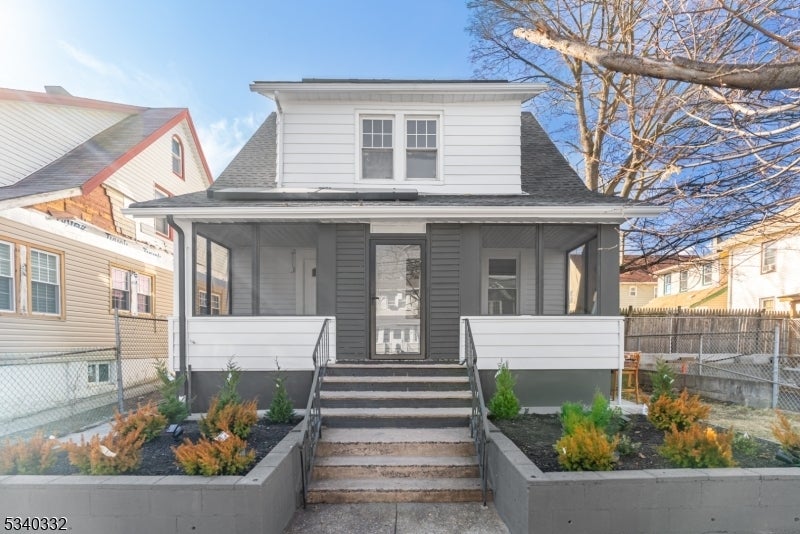 Photo of Listing #3947628