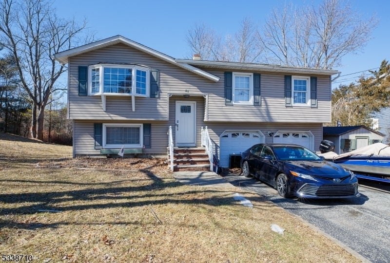 Photo of Listing #3948525