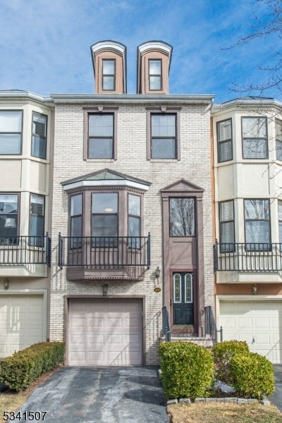Photo of Listing #3948671
