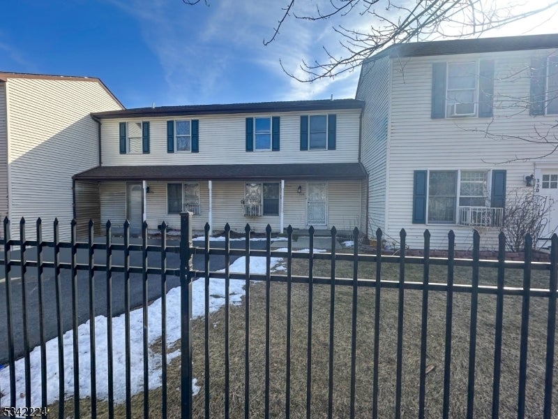 Photo of Listing #3949257