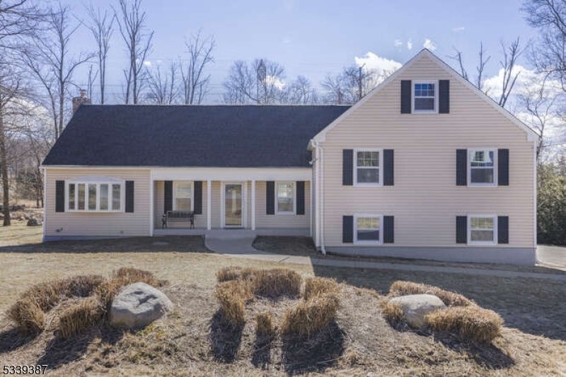 Photo of Listing #3949553