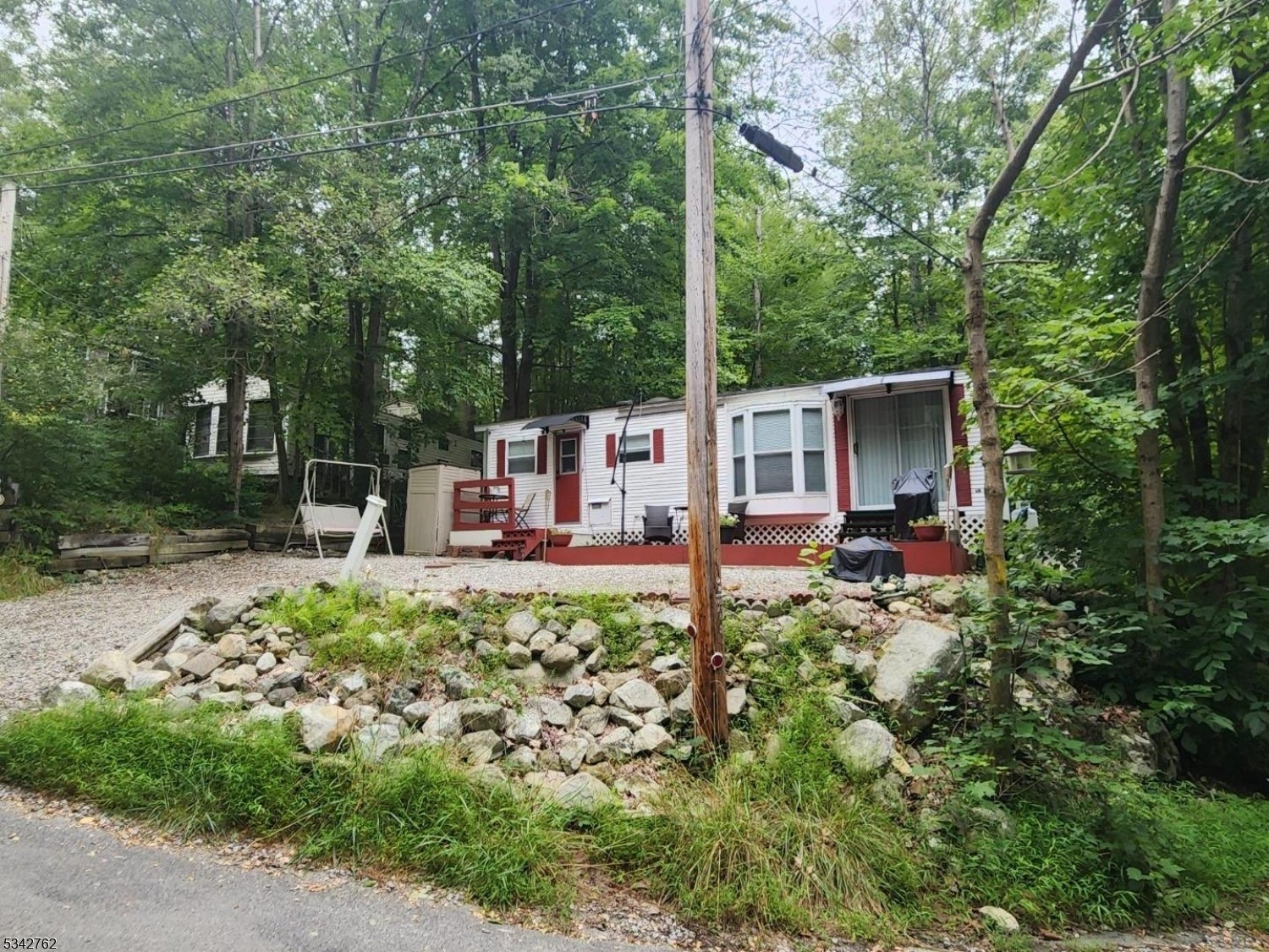 Photo of Listing #3949796