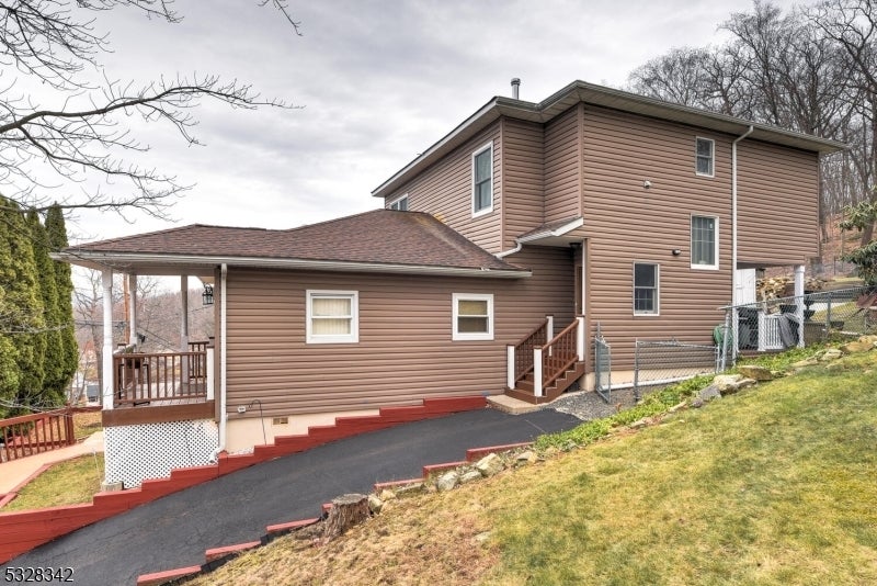 Photo of Listing #3949831
