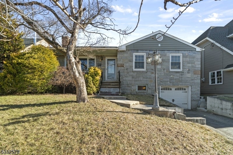 Photo of Listing #3950187
