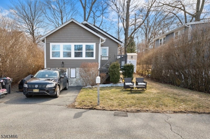 Photo of Listing #3950355